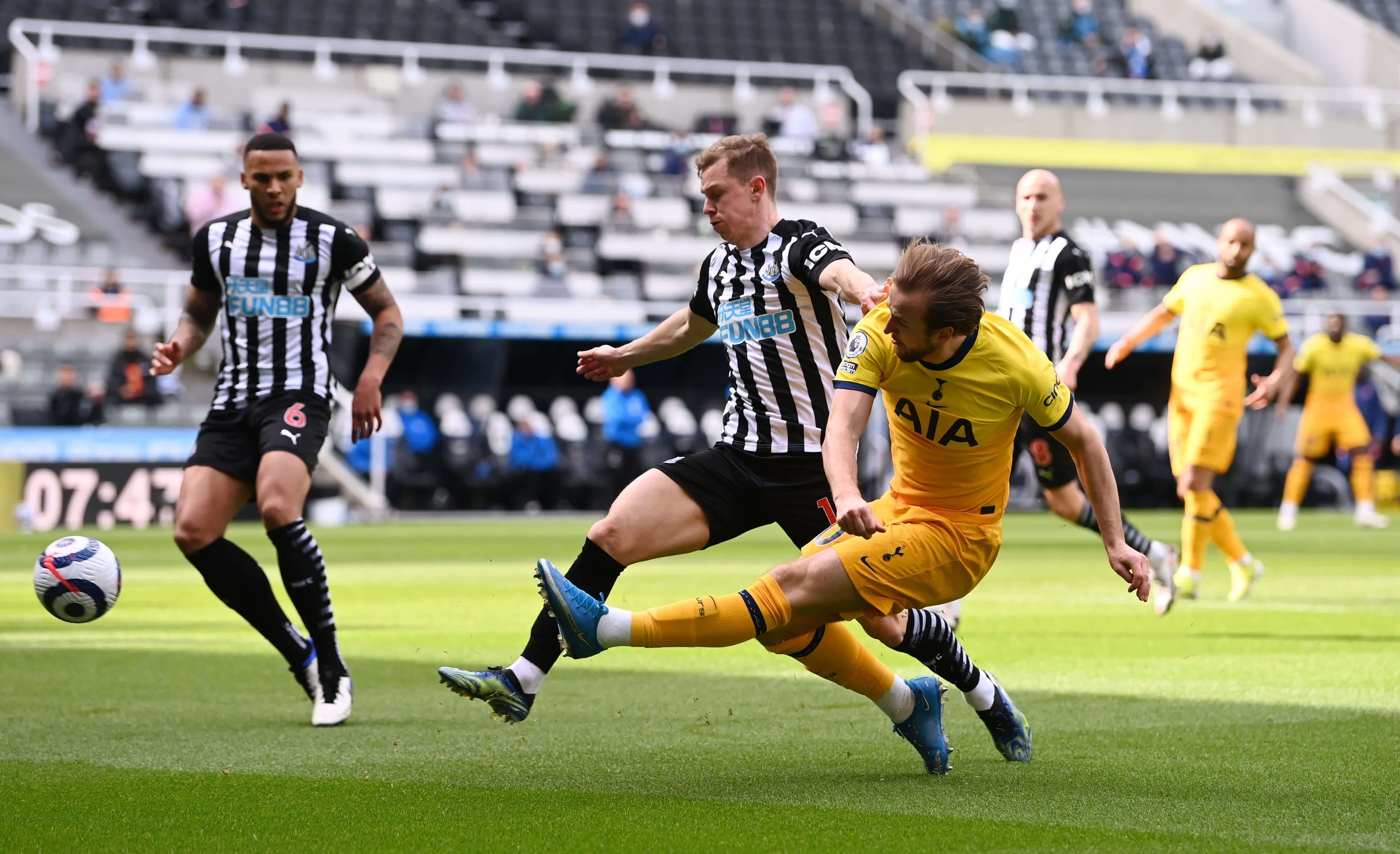 过于强硬 过于强硬